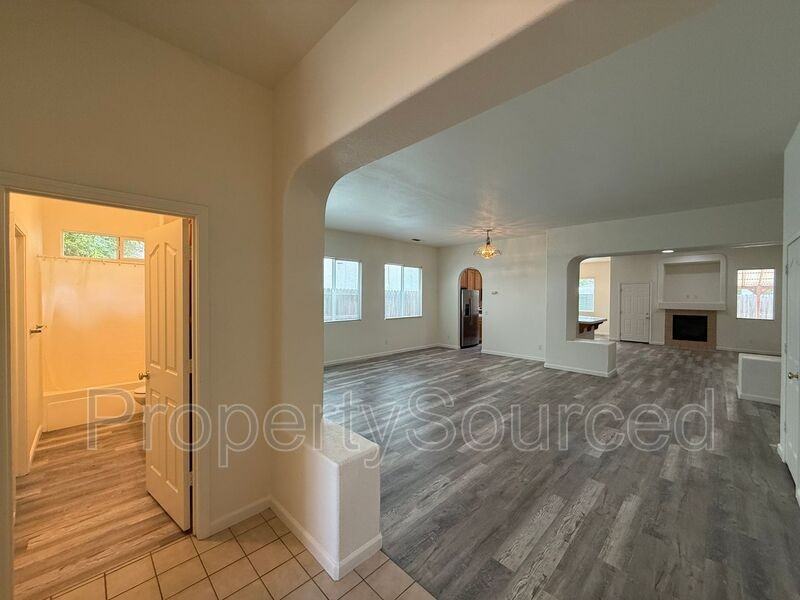 3176 Penelope Dr - Photo 7 of 22