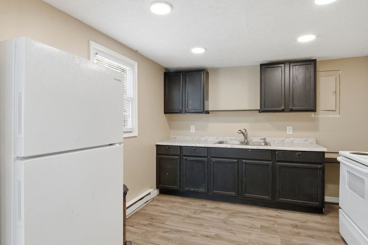 701 Peppers Ferry Rd #4 - Photo 6 of 14