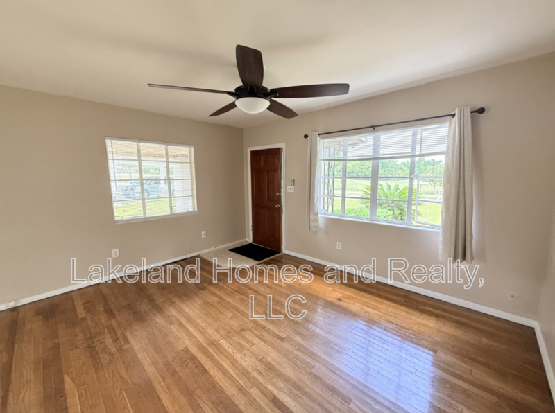 3115 Buckingham Ave - Photo 5 of 24