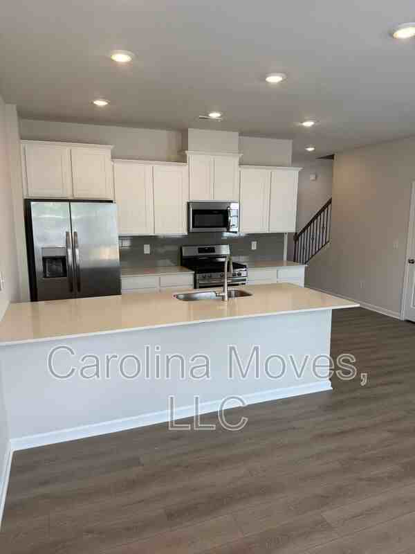 3 Twiggs Ln - Photo 4 of 22