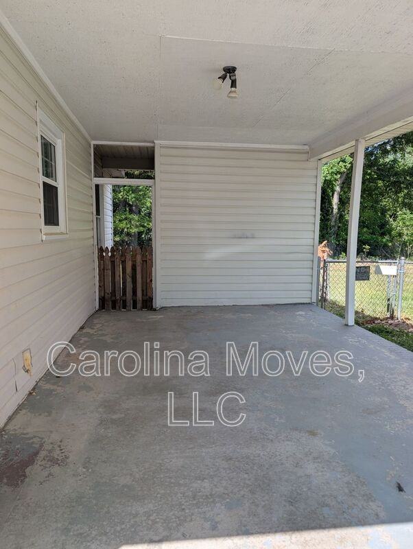 32 Kay Dr - Photo 3 of 20