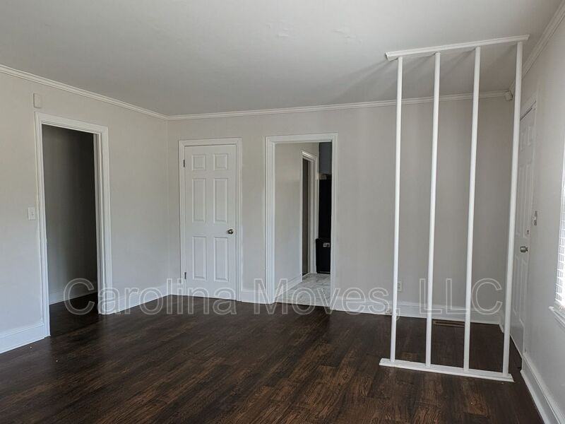 32 Kay Dr - Photo 5 of 20