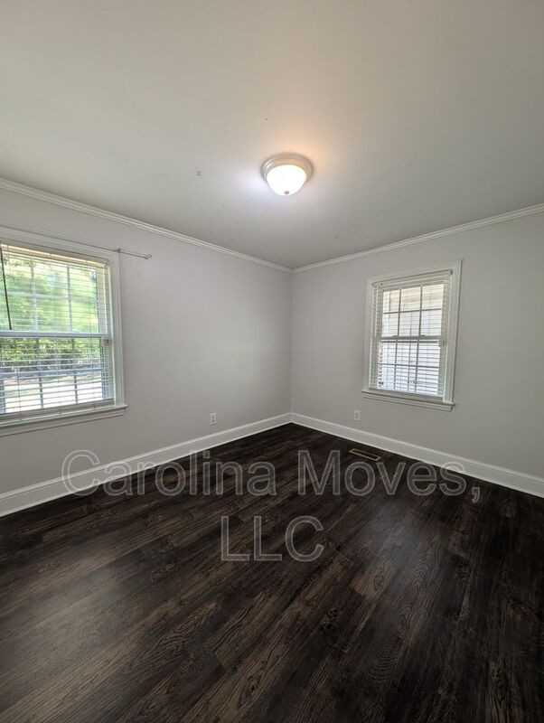 32 Kay Dr - Photo 6 of 20