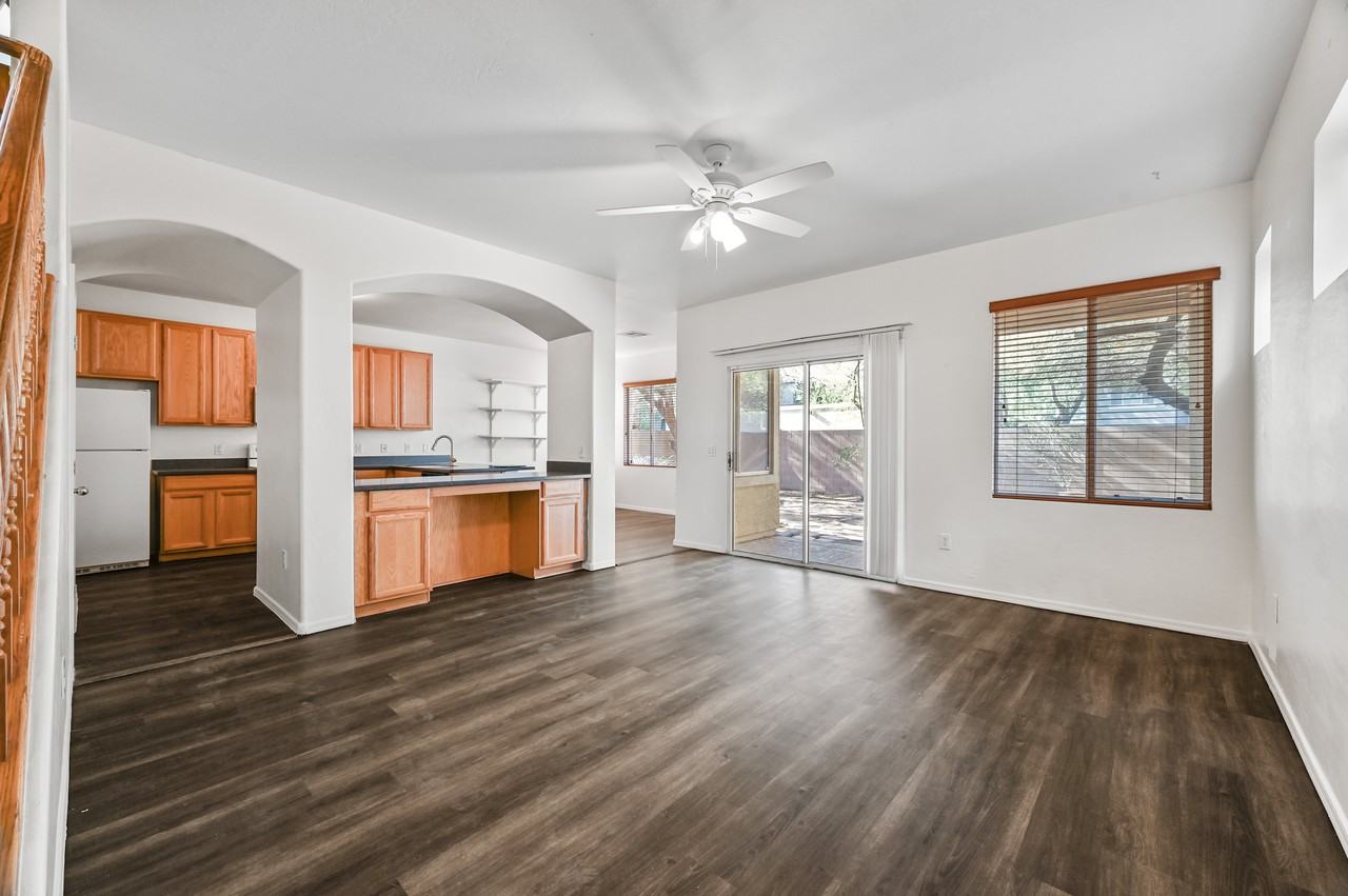 35108 North 31st Avenue - Photo 4 of 30