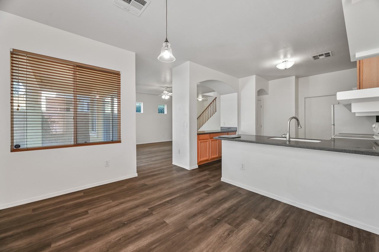 35108 North 31st Avenue - Photo 6 of 30