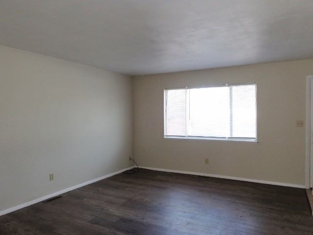 4724 West Merol Court #B - Photo 2 of 15