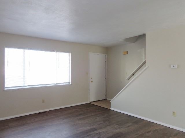 4724 West Merol Court #B - Photo 3 of 15