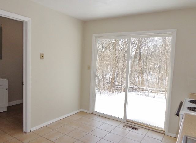 4724 West Merol Court #B - Photo 7 of 15