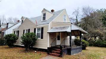 featured image of 3501 Meadowbridge Rd