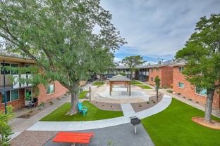 Executive East Apartments - Photo 1 of 1