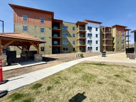 featured image of 5377 Elyn Loop