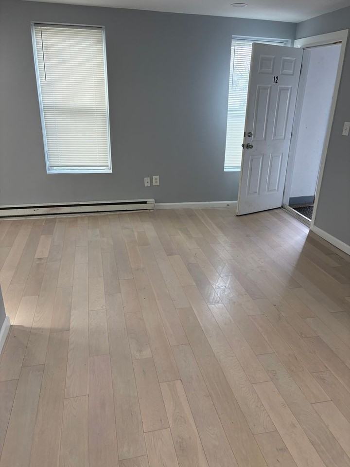 5 Whitehall St. - Photo 7 of 8