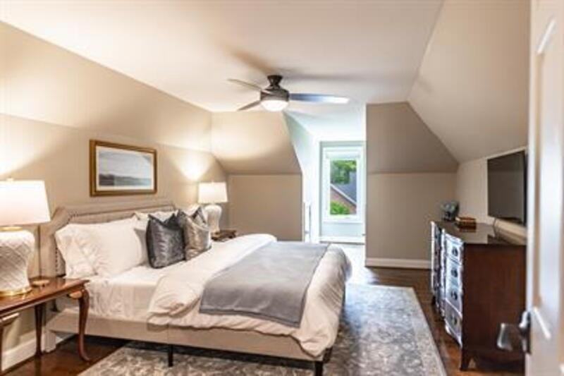 110 Hearthstone Rd - Photo 2 of 50