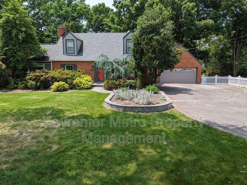 9201 Fort Foote Rd - Photo 2 of 32