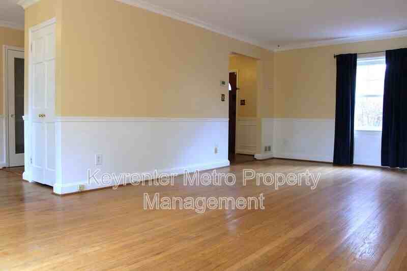 9201 Fort Foote Rd - Photo 4 of 32
