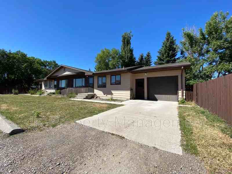 1305 14th Ave S - Photo 5 of 40