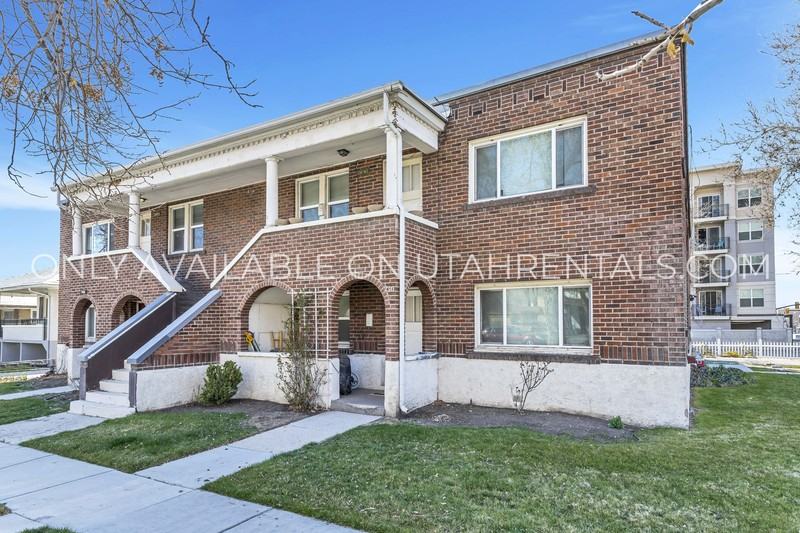 222 Se - Photo 2 of 20