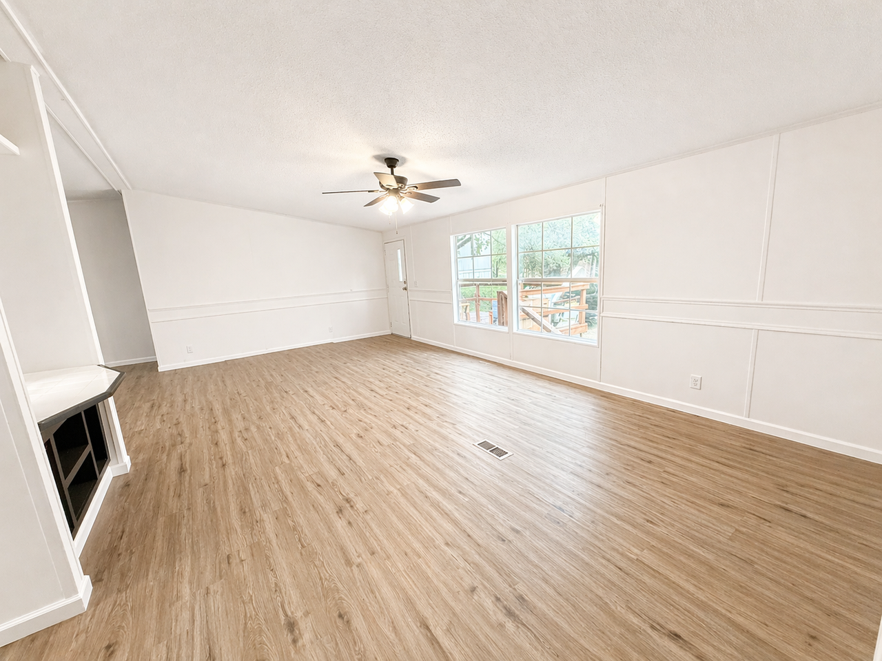532 Grandview Bnd - Photo 4 of 18
