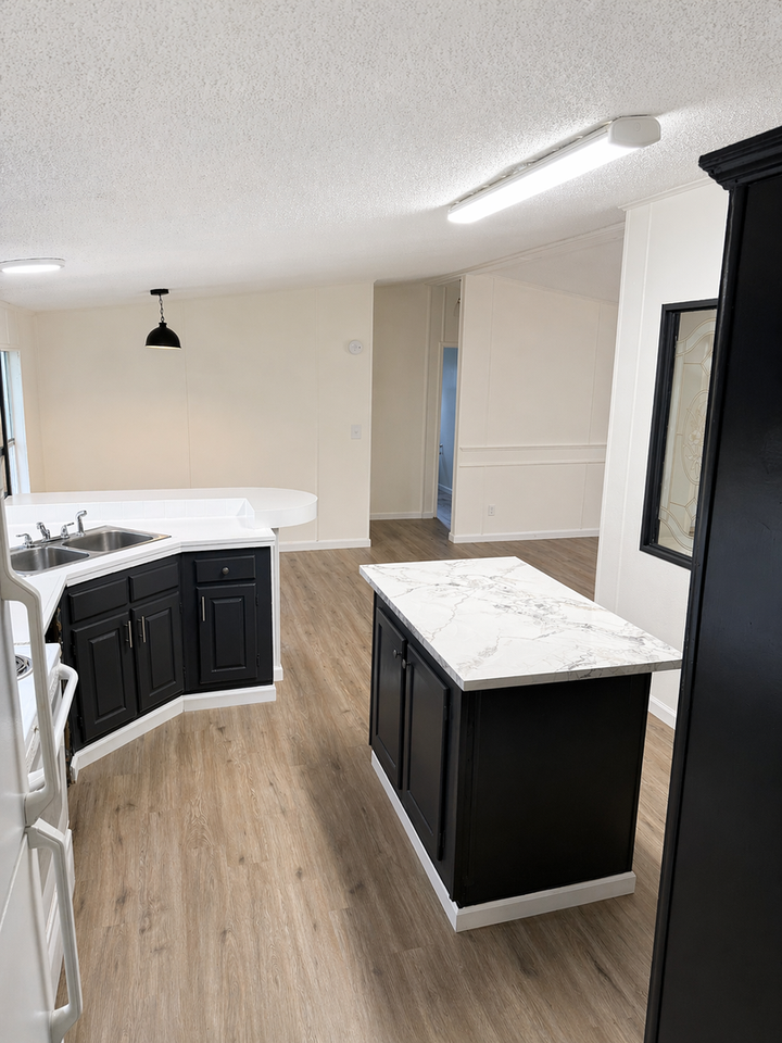 532 Grandview Bnd - Photo 7 of 18