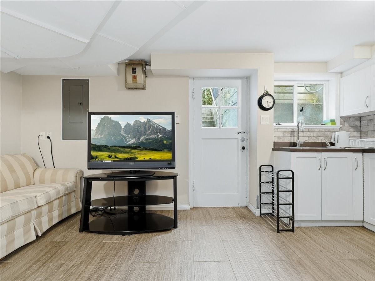 Selkirk St & W 33rd Ave - Photo 7 of 18