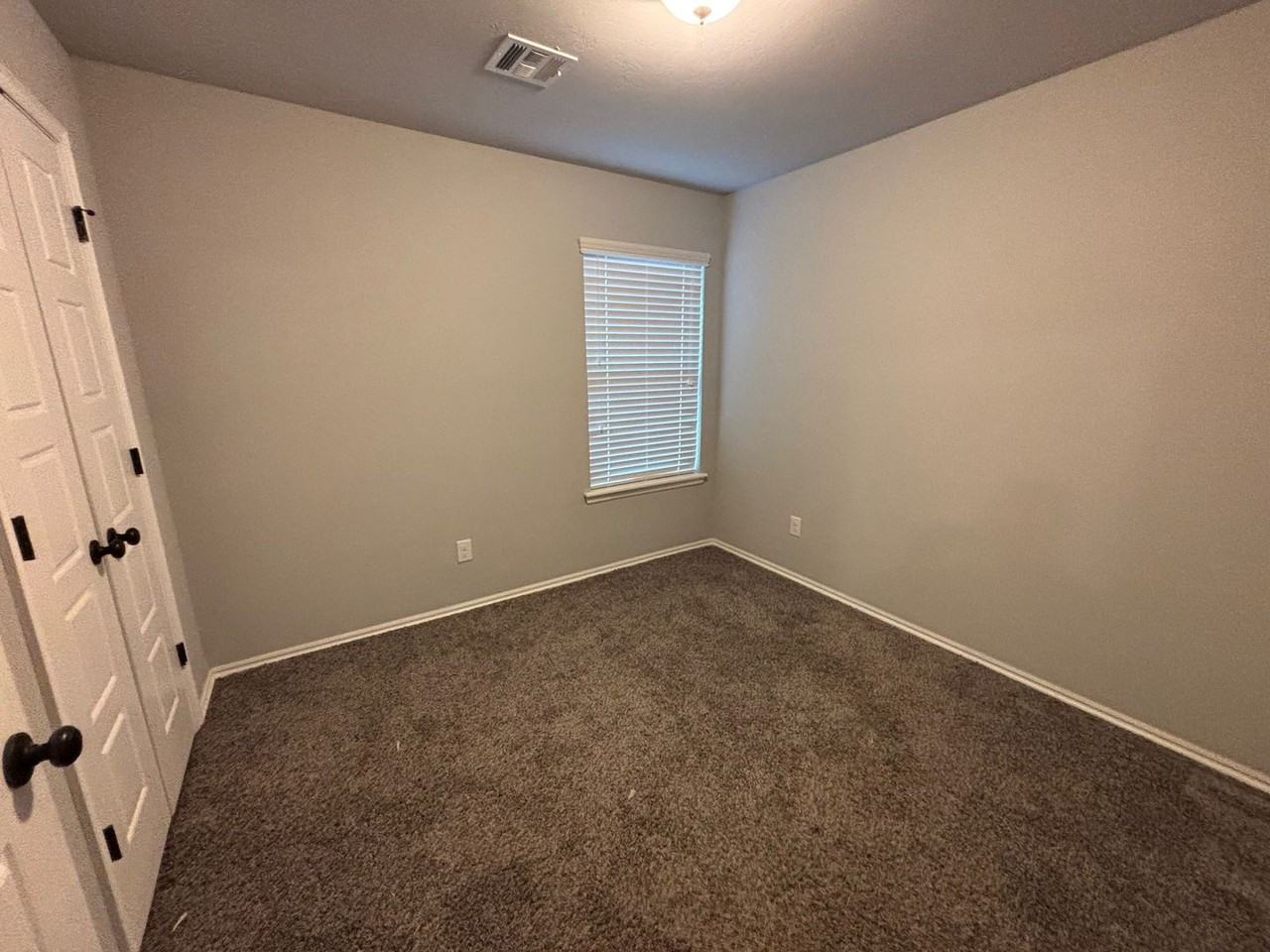 19816 Forsythe Dr - Photo 6 of 9