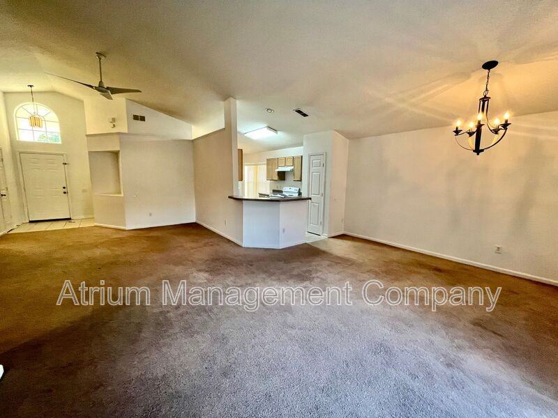 1709 Pine Bay Dr - Photo 5 of 29