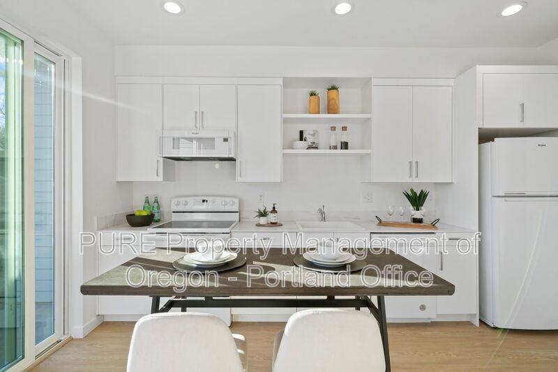 731 Se 78th Ave - Photo 5 of 29