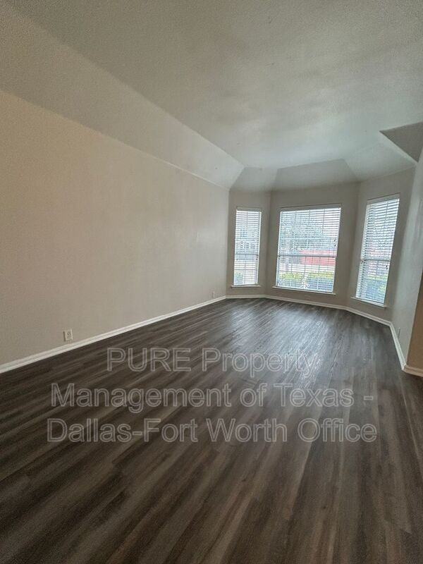 625 Spanish Oak Ct - Photo 2 of 18