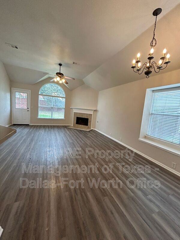 625 Spanish Oak Ct - Photo 3 of 18