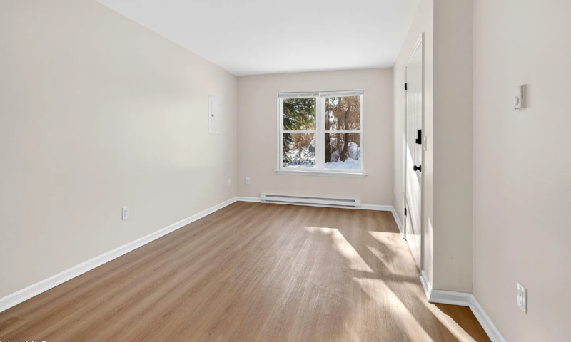 13 Sligo St - Photo 3 of 12