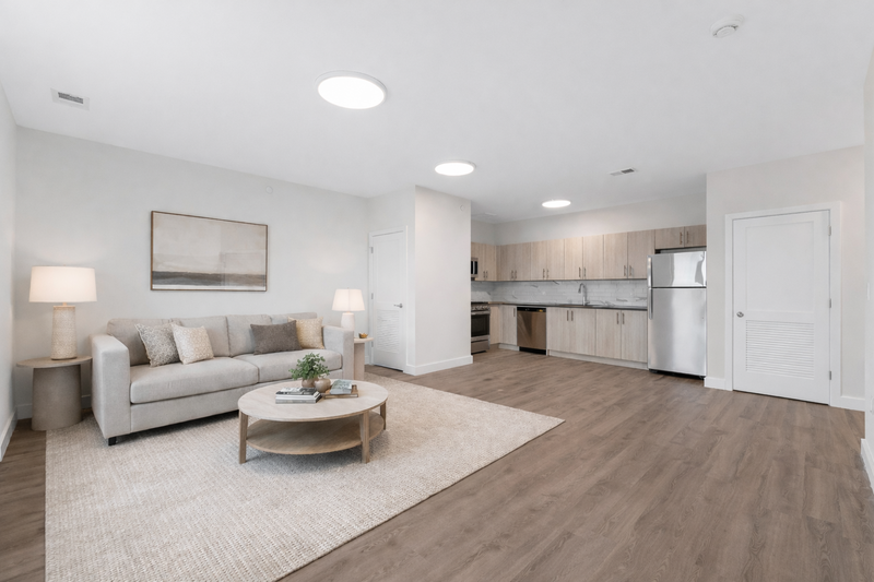 419 49S Day St. - Photo 2 of 12