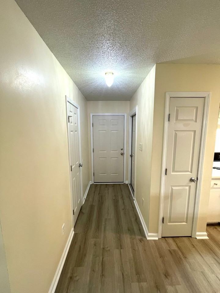 119 Jerrett Ln - Photo 3 of 23