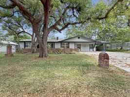 featured image of 1053 Spring Garden St