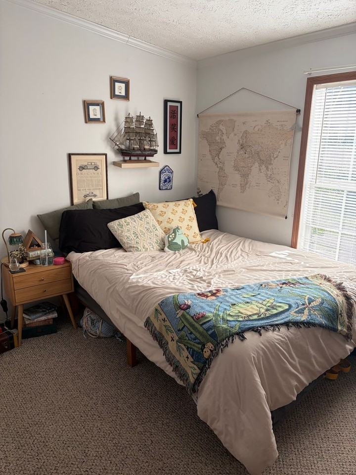 93 Crestview Hts - Photo 4 of 15