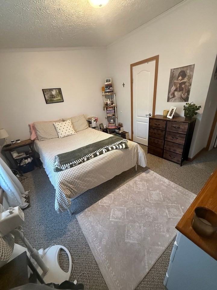 93 Crestview Hts - Photo 7 of 15
