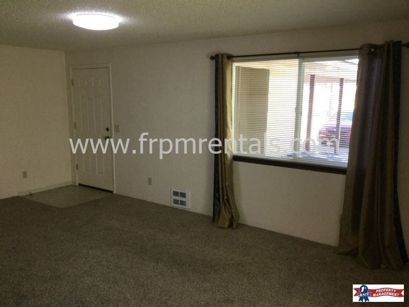 6017 W Denton St - Photo 4 of 14