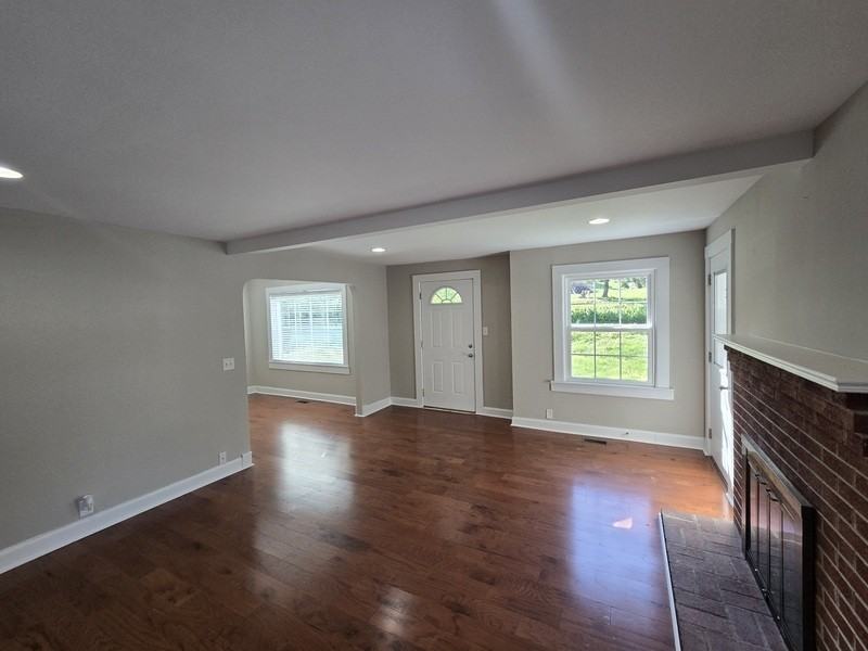 4094 University Dr #A - Photo 4 of 16