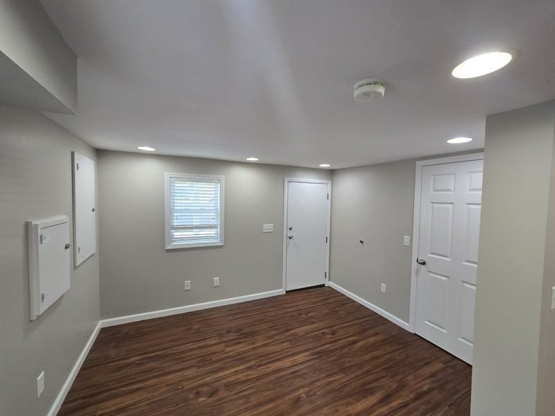 4094 University Dr #B - Photo 4 of 9