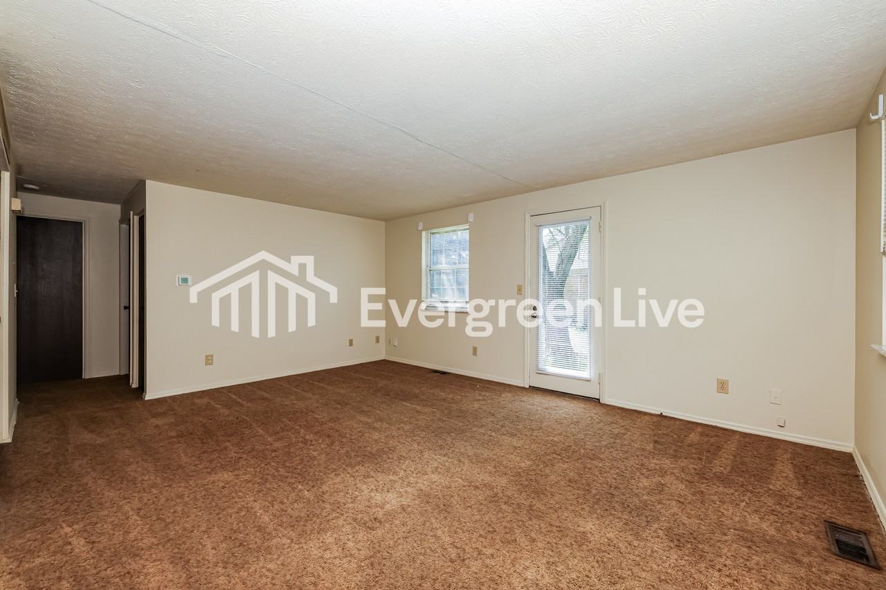 7560 Dalmation Dr - Photo 3 of 15