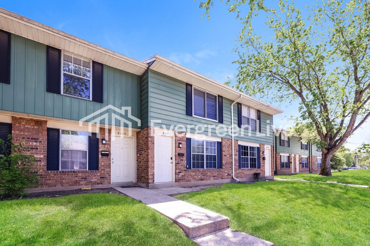 8307 Mount Carmel St - Photo 2 of 15