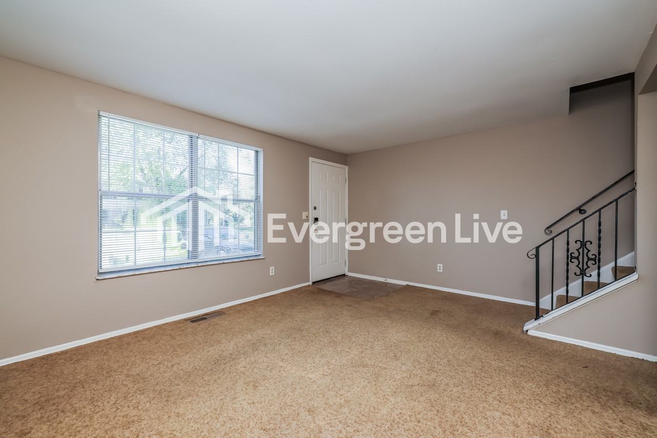 8307 Mount Carmel St - Photo 5 of 15