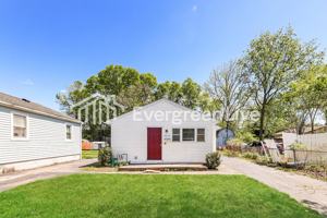 featured image of 2712 Holman St