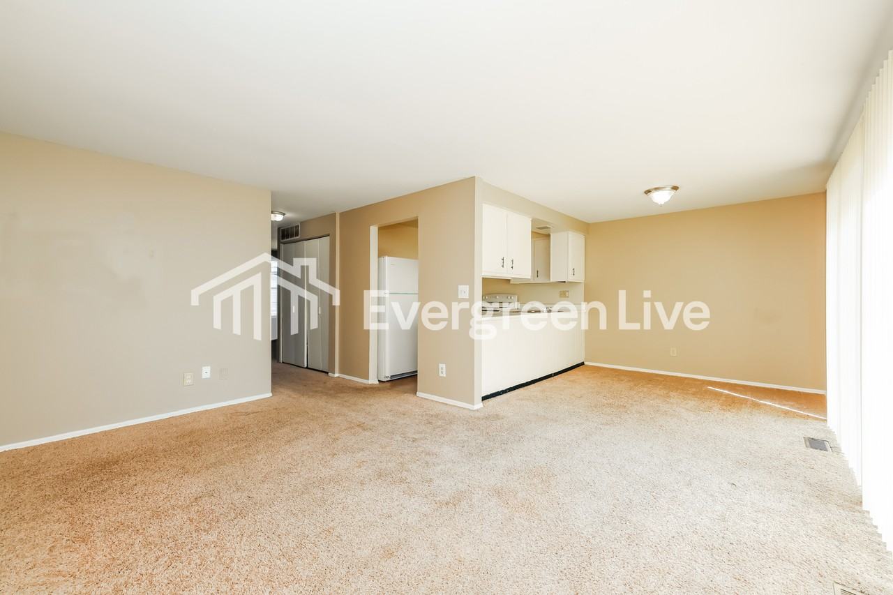 7506 Mount Whitney St - Photo 7 of 15