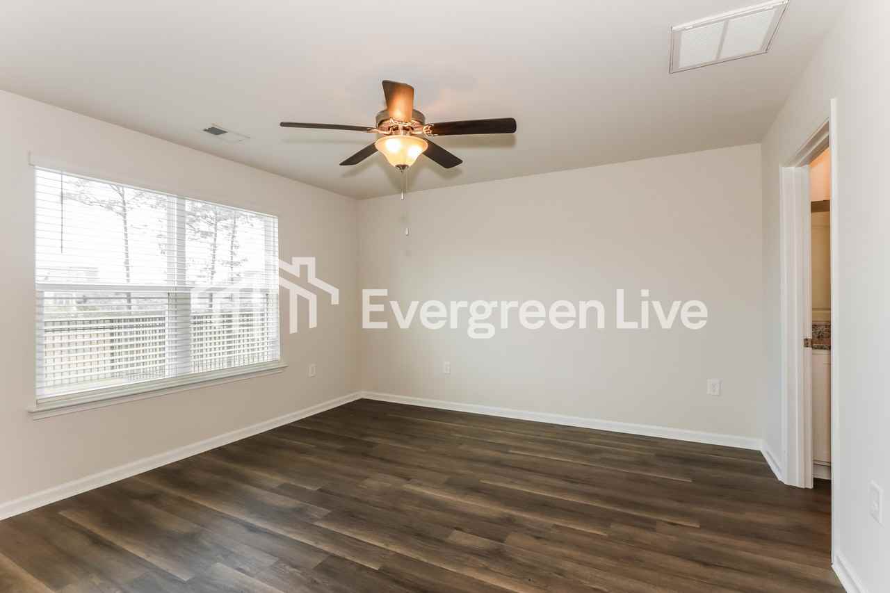 2265 Courtina Way - Photo 7 of 15