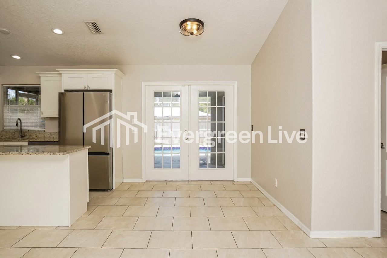 1233 Ramrod St - Photo 4 of 15