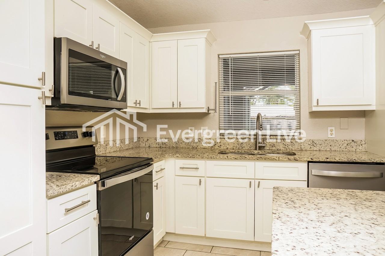 1233 Ramrod St - Photo 5 of 15
