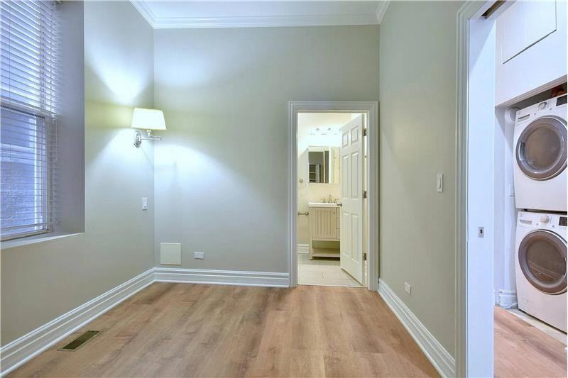 1316 N Artesian Ave #2 - Photo 7 of 26