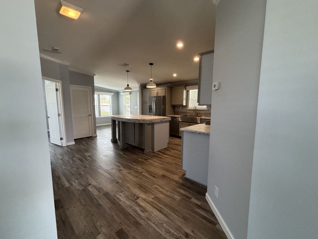 937 Questa W - Photo 5 of 24