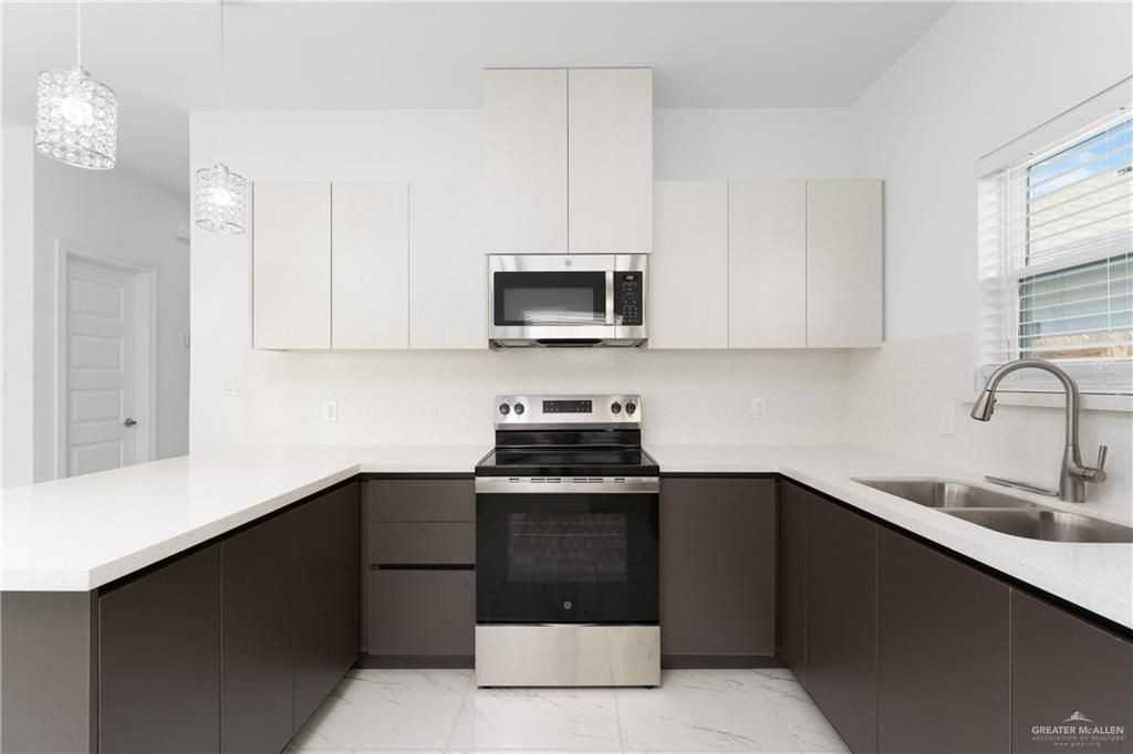 Notre Dame Ave - Photo 5 of 12