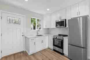 1745 1/2 W 39th St - Photo 1 of 1